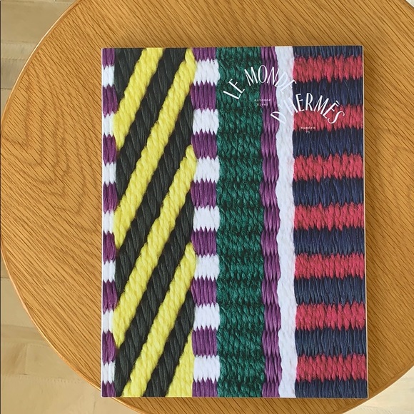 Le Monde D’Hermes - Picture 1 of 5